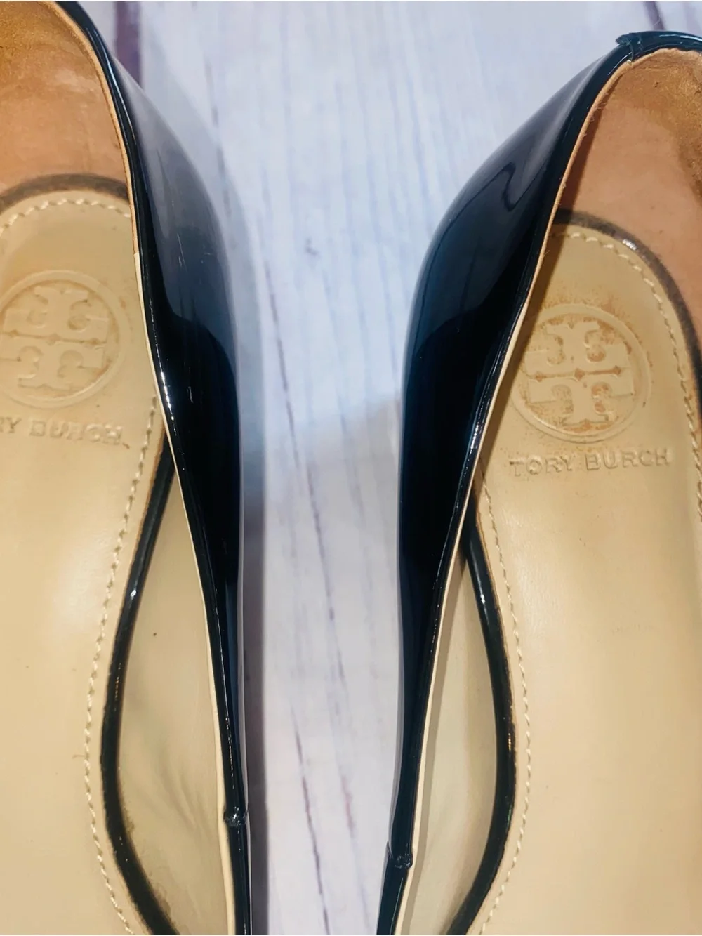 Tory Burch Black Patent Leather Gigi Pumps 7